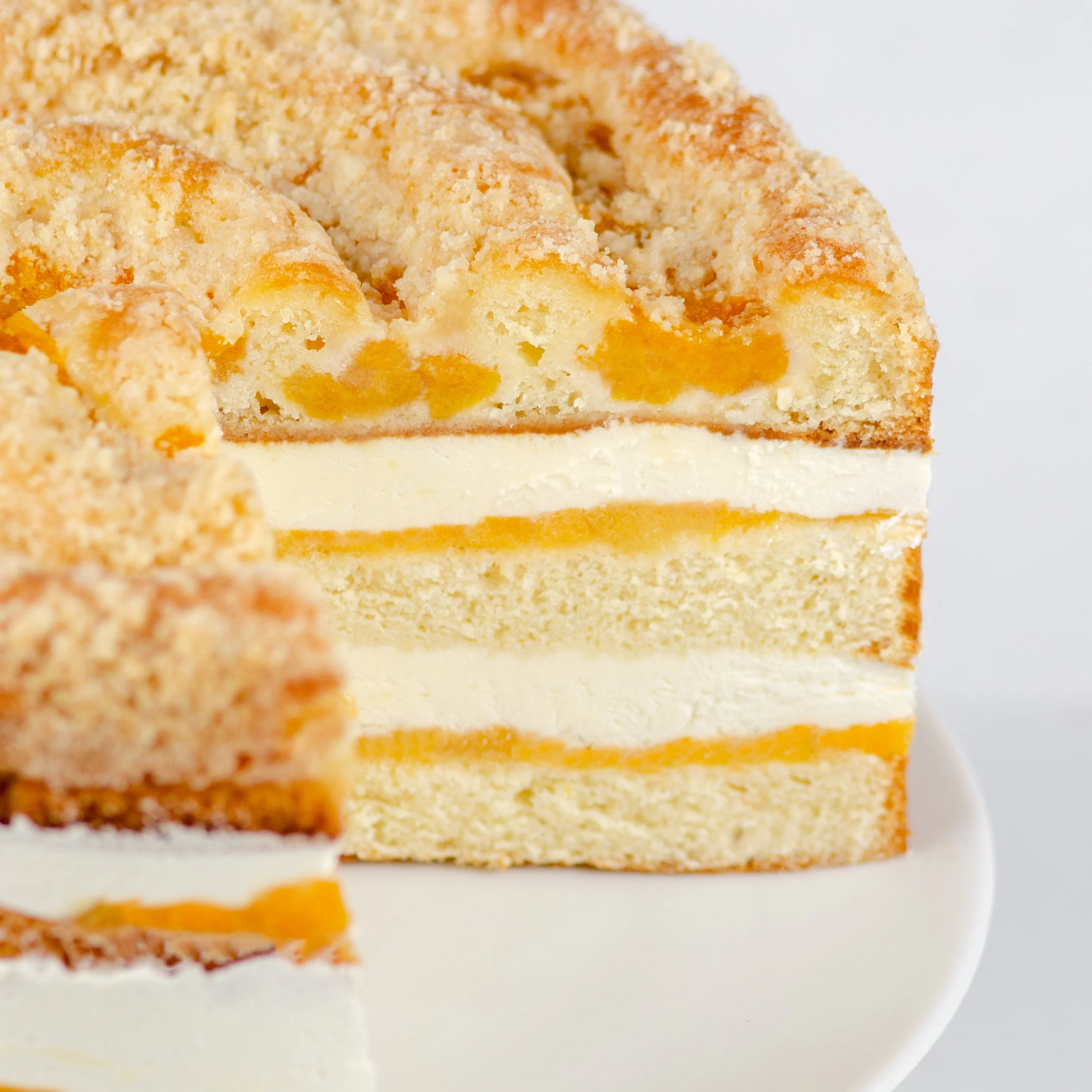Peaches & Cream Cake - Image 4